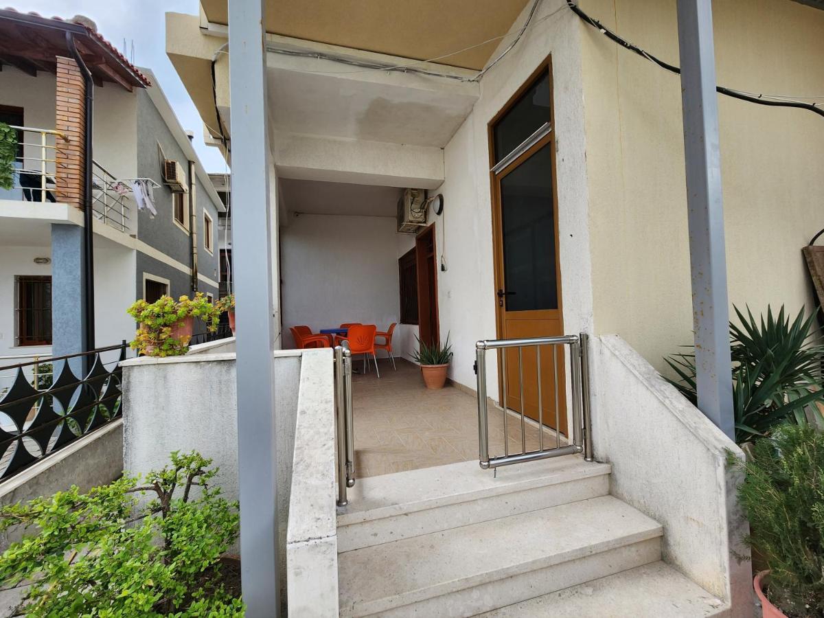 Blue Apartments Vlore Exterior photo